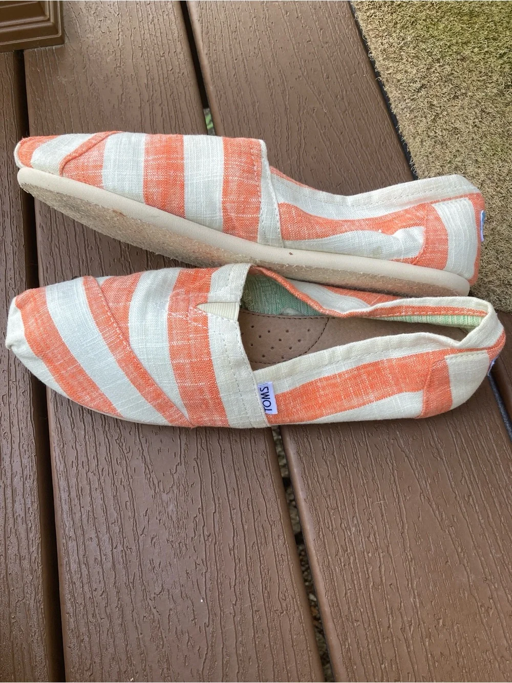 Toms uppers are